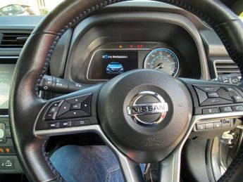 NISSAN LEAF 40kWh Acenta Hatchback 5dr Electric Auto (150 ps)