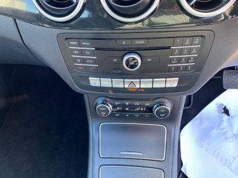 MERCEDES-BENZ B-CLASS 1.6 B180 Exclusive Edition MPV 5dr Petrol 7G-DCT Euro 6 (s/s) (1