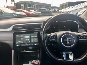MG MG ZS 51.1kWh SE SUV 5dr Electric Auto (176 ps)