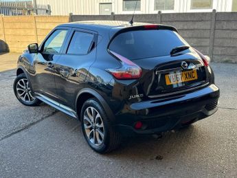 NISSAN JUKE 1.6 DIG-T Tekna SUV 5dr Petrol XTRON 4WD Euro 6 (190 ps)