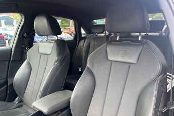 AUDI A4 2.0 TFSI 35 Black Edition Saloon 4dr Petrol S Tronic Euro 6 (s/s