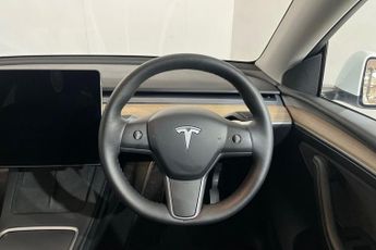 TESLA MODEL Y (Dual Motor) Long Range SUV 5dr Electric Auto 4WDE (384 bhp) Gla