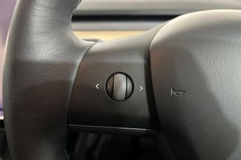 TESLA MODEL Y (Dual Motor) Long Range SUV 5dr Electric Auto 4WDE (384 bhp) Gla
