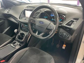 FORD KUGA 1.5 TDCi ST-Line SUV 5dr Diesel Manual Euro 6 (s/s) (120 ps)