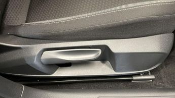 VOLKSWAGEN POLO 1.0 TSI Life Hatchback 5dr Petrol DSG Euro 6 (s/s) (95 ps)