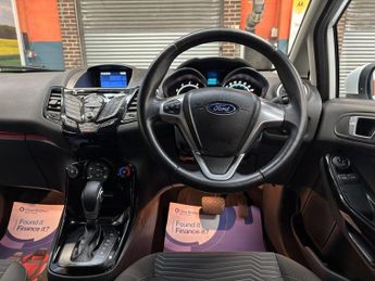 FORD FIESTA 1.0T EcoBoost Zetec Hatchback 5 Door Petrol Automatic White Powe