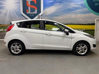 FORD FIESTA 1.0T EcoBoost Zetec Hatchback 5 Door Petrol Automatic White Powe