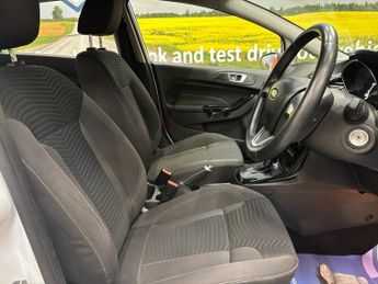 FORD FIESTA 1.0T EcoBoost Zetec Hatchback 5 Door Petrol Automatic White Powe