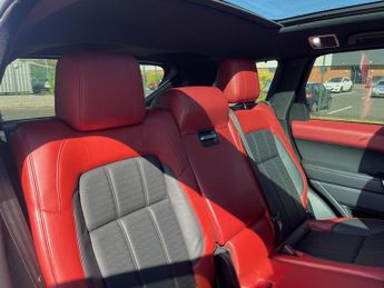 LAND ROVER RANGE ROVER SPORT 3.0 SD V6 HSE Dynamic SUV 5dr Diesel Auto 4WD Euro 6 (s/s) (306 