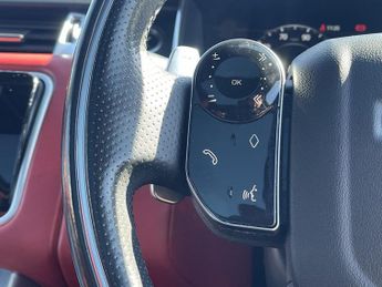 LAND ROVER RANGE ROVER SPORT 3.0 SD V6 HSE Dynamic SUV 5dr Diesel Auto 4WD Euro 6 (s/s) (306 