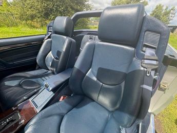 MERCEDES-BENZ SL 2.8 SL280 Convertible 2dr Petrol Automatic (289 g/km, 193 bhp)