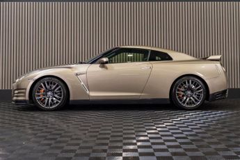 NISSAN GT-R 3.8 V6 45th Anniversary Coupe 2dr Petrol Auto 4WD Euro 5 (550 ps
