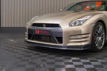 NISSAN GT-R 3.8 V6 45th Anniversary Coupe 2dr Petrol Auto 4WD Euro 5 (550 ps