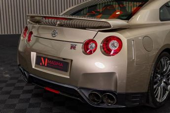 NISSAN GT-R 3.8 V6 45th Anniversary Coupe 2dr Petrol Auto 4WD Euro 5 (550 ps