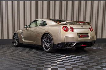 NISSAN GT-R 3.8 V6 45th Anniversary Coupe 2dr Petrol Auto 4WD Euro 5 (550 ps