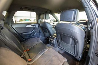 AUDI A6 AVANT 2.0 TDI ultra S line Estate 5dr Diesel S Tronic Euro 6 (s/s) (19
