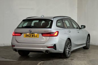 BMW 3 SERIES 2.0 320i Sport Touring 5dr Petrol Auto Euro 6 (s/s) (184 ps) BMW