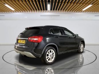 MERCEDES-BENZ GLA 2.1 GLA200d SE SUV 5dr Diesel 7G-DCT Euro 6 (s/s) (136 ps)