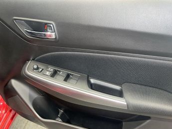 SUZUKI SWIFT 1.2 Dualjet MHEV SZ5 Hatchback 5dr Petrol Hybrid CVT Euro 6 (s/s