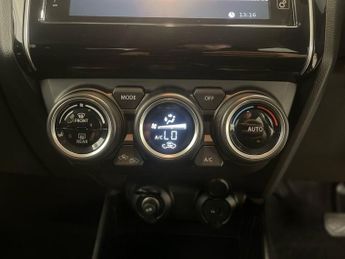 SUZUKI SWIFT 1.2 Dualjet MHEV SZ5 Hatchback 5dr Petrol Hybrid CVT Euro 6 (s/s