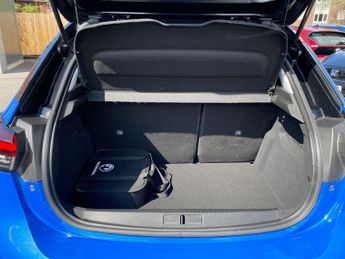 VAUXHALL CORSA-E 50kWh Elite Premium Hatchback 5dr Electric Auto (136 ps)