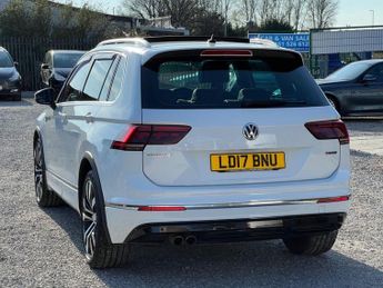 VOLKSWAGEN TIGUAN 2.0 TSI BlueMotion Tech R-Line SUV 5dr Petrol DSG 4Motion Euro 6