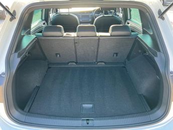 VOLKSWAGEN TIGUAN 2.0 TSI BlueMotion Tech R-Line SUV 5dr Petrol DSG 4Motion Euro 6