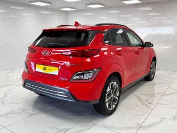 HYUNDAI KONA 64kWh Premium SUV 5dr Electric Auto (10.5kW Charger) (204 ps) 1 