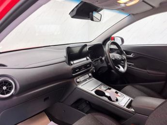 HYUNDAI KONA 64kWh Premium SUV 5dr Electric Auto (10.5kW Charger) (204 ps) 1 