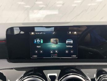 MERCEDES-BENZ A-CLASS 1.3 A250e 15.6kWh AMG Line Saloon 4dr Petrol Plug-in Hybrid 8G-D