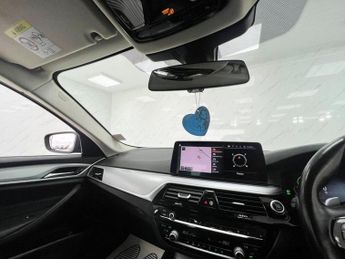 BMW 5 SERIES 3.0 530d MHT SE Saloon 4dr Diesel Hybrid Steptronic xDrive Euro 