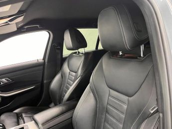 BMW 3 SERIES 2.0 330e 12kWh M Sport Touring 5dr Petrol Plug-in Hybrid Auto Eu