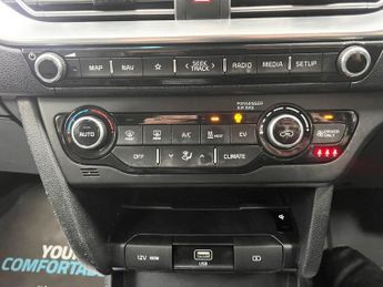 KIA NIRO 64kWh 4+ SUV 5dr Electric Auto (201 bhp) 1 OWNER! 3X KIA SERVICE