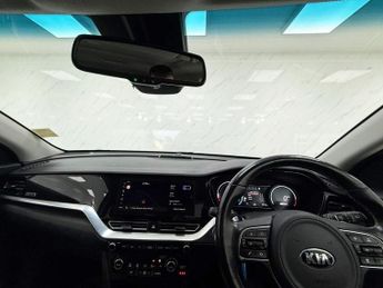 KIA NIRO 64kWh 4+ SUV 5dr Electric Auto (201 bhp) 4X KIA SERVICES! 1 OWNE