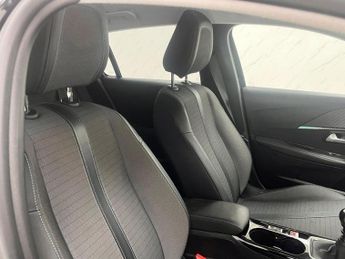 PEUGEOT 208 1.2 PureTech Allure Hatchback 5dr Petrol Manual Euro 6 (s/s) (10