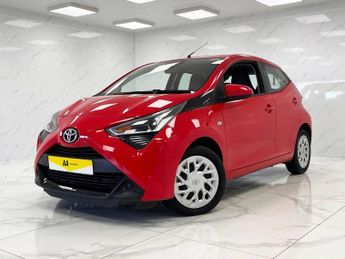 TOYOTA AYGO 1.0 VVT-i x-play Hatchback 5dr Petrol Manual Euro 6 (s/s) (71 ps