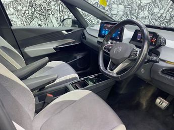 VOLKSWAGEN ID.3 Pro Performance 58kWh Family Hatchback 5dr Electric Auto (204 ps