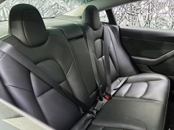 TESLA Model 3 Standard Range Plus Saloon 4dr Electric Auto RWD (241 bhp)