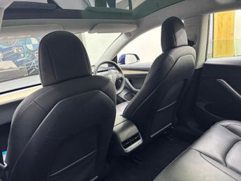 TESLA Model 3 Standard Range Plus Saloon 4dr Electric Auto RWD (241 bhp)