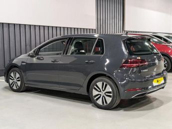 VOLKSWAGEN E-GOLF 35.8kWh e-Golf Hatchback 5dr Electric Auto (136 ps)