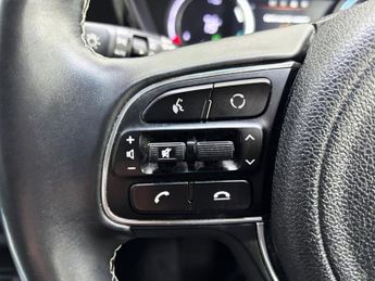 KIA NIRO 64kWh 3 SUV 5dr Electric Auto (201 bhp)