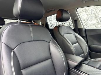 KIA NIRO 64kWh 3 SUV 5dr Electric Auto (201 bhp)