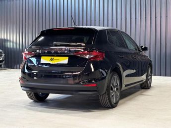 SKODA FABIA 1.0 TSI Colour Edition Hatchback 5dr Petrol DSG Euro 6 (s/s) (11