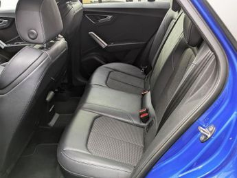 AUDI Q2 1.6 TDI 30 S line SUV 5dr Diesel S Tronic Euro 6 (s/s) (116 ps)