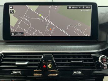 BMW 5 SERIES 4.4 M550i V8 Saloon 4dr Petrol Steptronic xDrive Euro 6 (s/s) (5