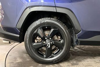 TOYOTA RAV4 2.5 VVT-h Dynamic SUV 5dr Petrol Hybrid CVT Euro 6 (s/s) (218 ps