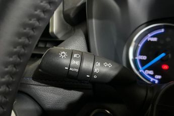 TOYOTA RAV4 2.5 VVT-h Dynamic SUV 5dr Petrol Hybrid CVT Euro 6 (s/s) (218 ps