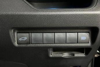 TOYOTA RAV4 2.5 VVT-h Dynamic SUV 5dr Petrol Hybrid CVT Euro 6 (s/s) (218 ps