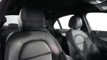 MERCEDES-BENZ C-CLASS 2.1 C220 BlueTEC AMG Line (Premium) Saloon 4dr Diesel G-Tronic+ 