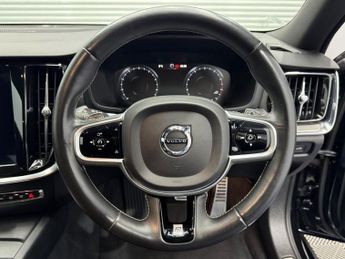 VOLVO S60 2.0 T5 R-Design Edition Saloon 4dr Petrol Auto Euro 6 (s/s) (250